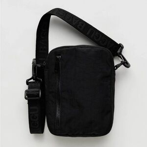 BAGGU sport crossbody black